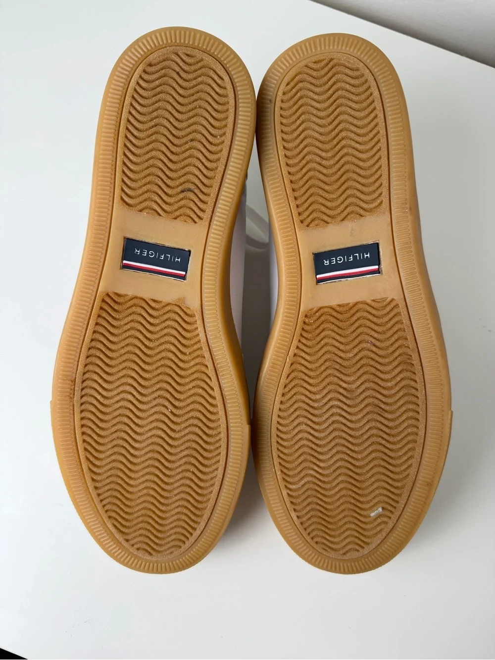Tommy Hilfiger White Sneakers with Navy & Red Stripes